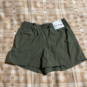 Uniqlo short size M